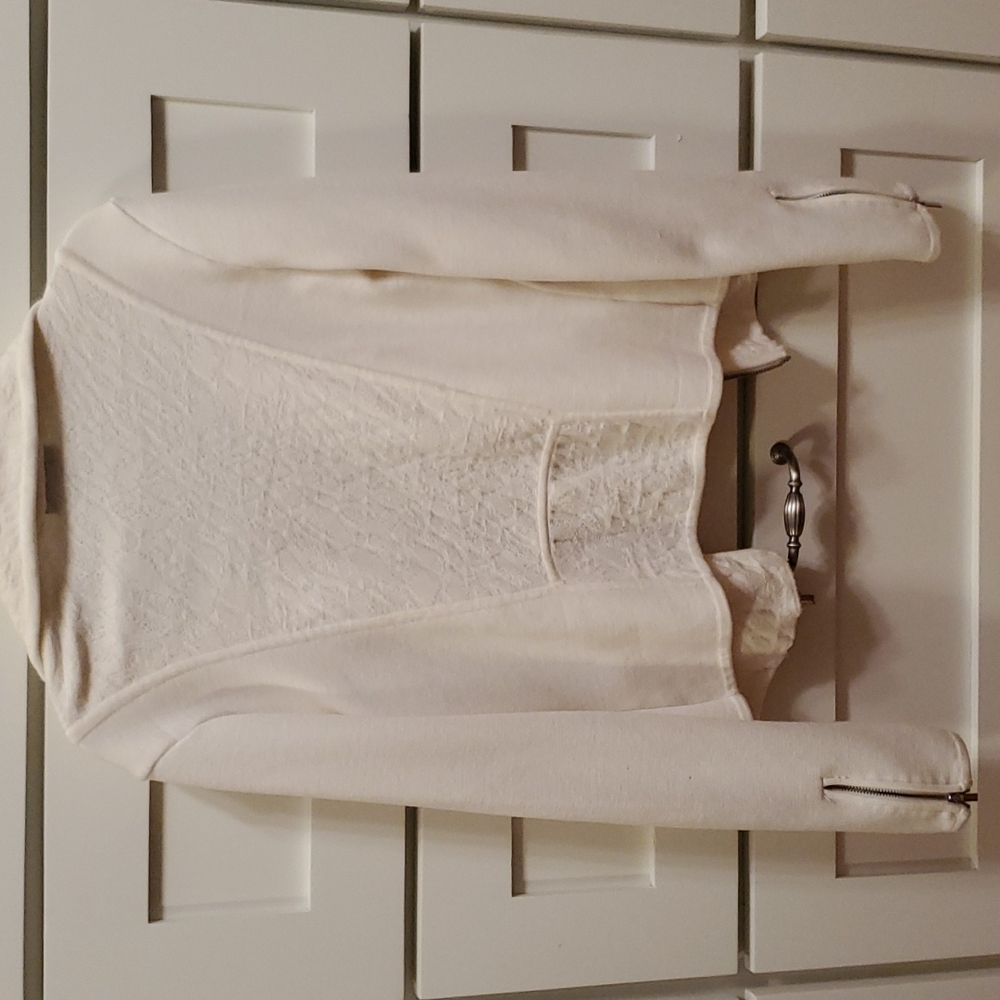 Cache S White Jacket With Silver Asymmetrical Zip… - image 4